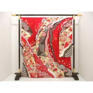 振袖　友禅金彩加工　刺繍入り