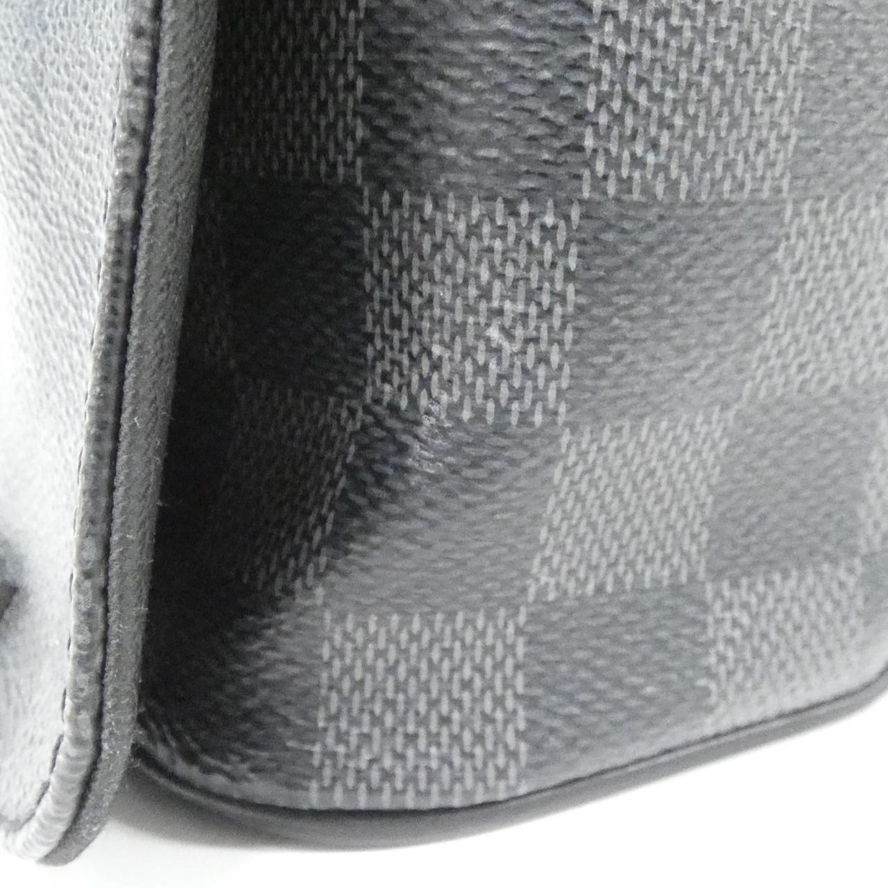 ルイヴィトン ダミエ グラフィット ディストリクト PM N41028 ショルダーバッグ