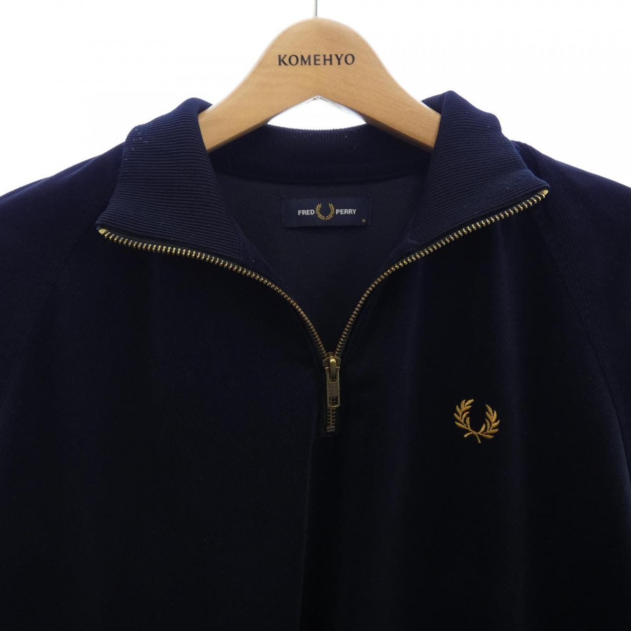 フレッドペリー FRED PERRY トップス