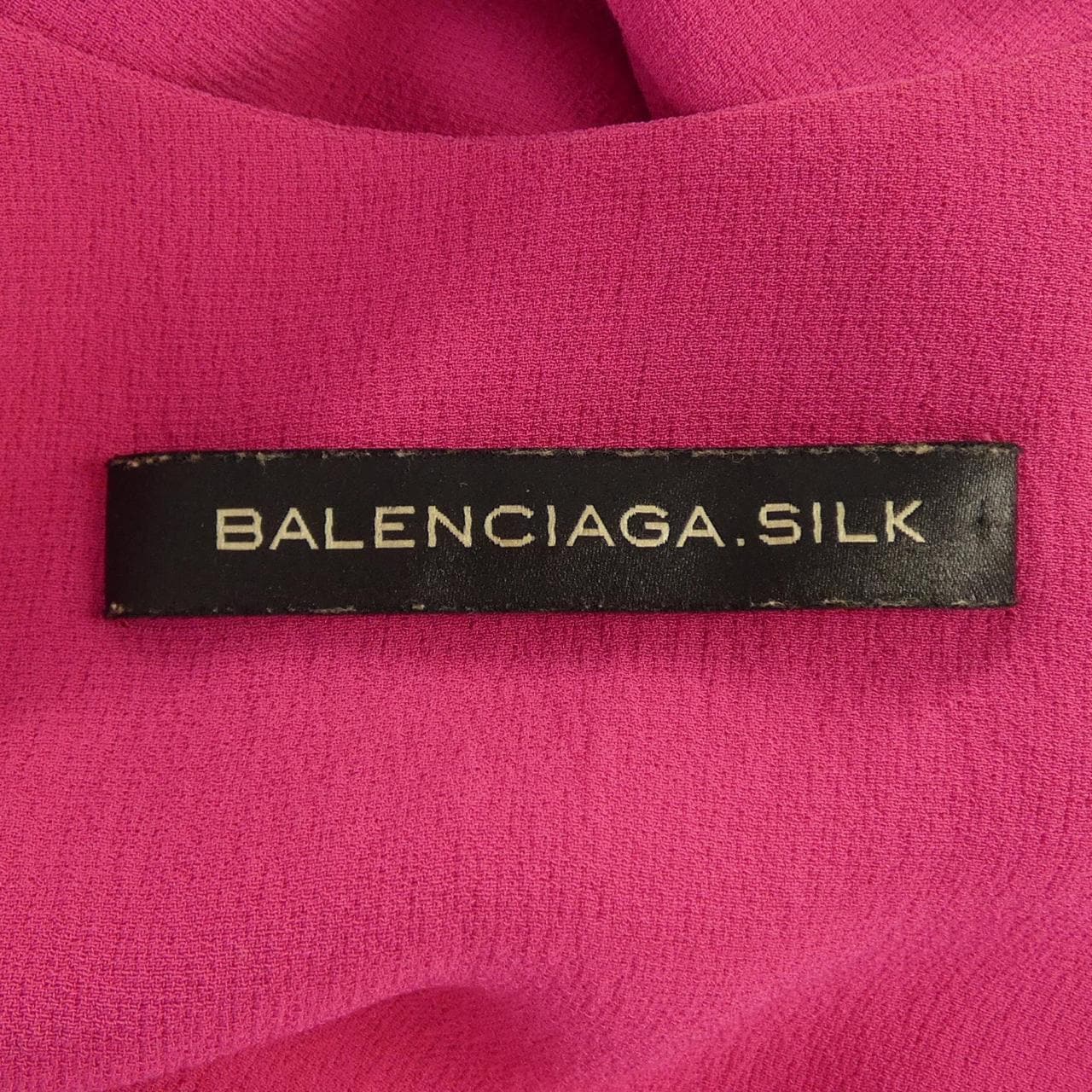 バレンシアガ BALENCIAGA 211467 TQ238 トップス