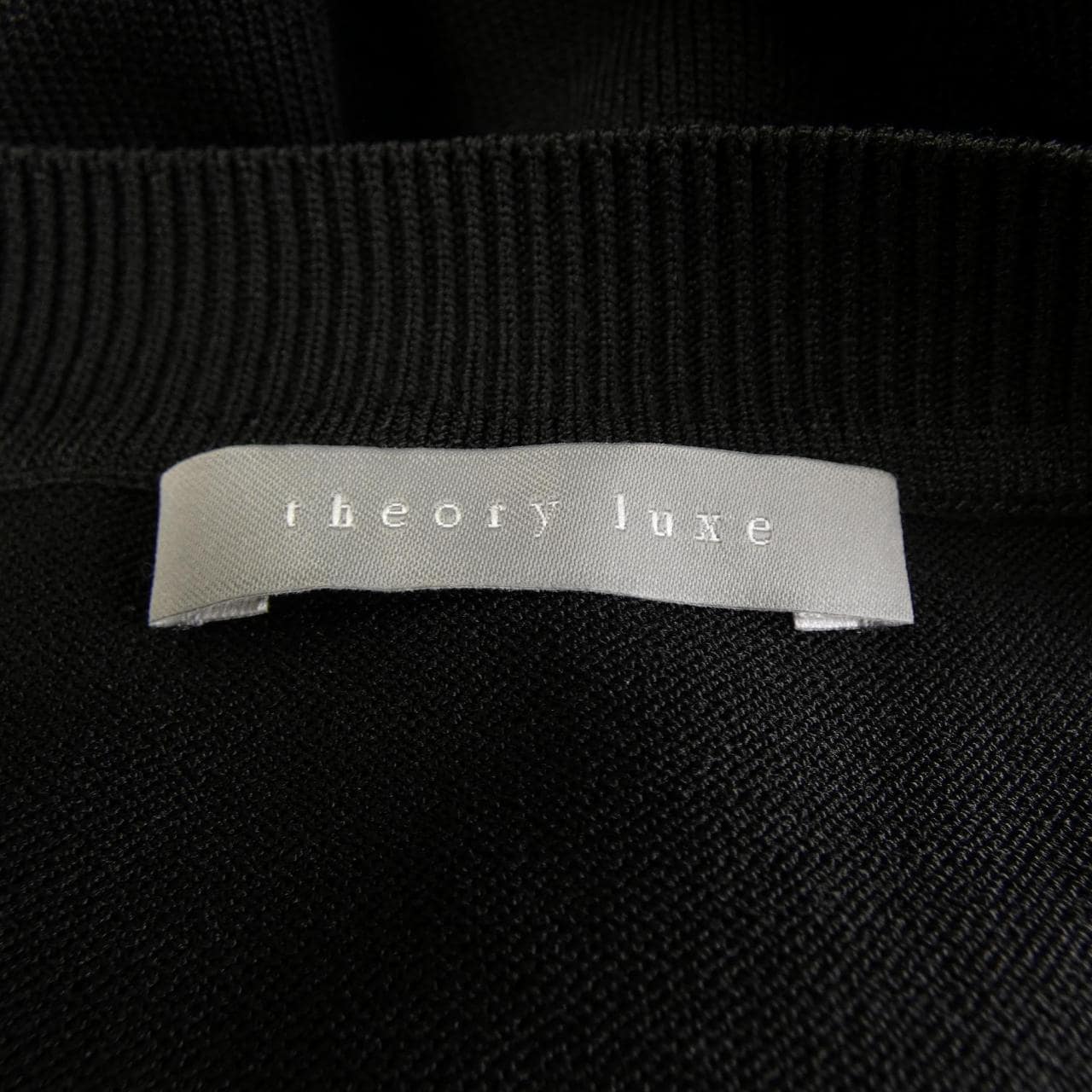 セオリーリュクス Theory luxe トップス