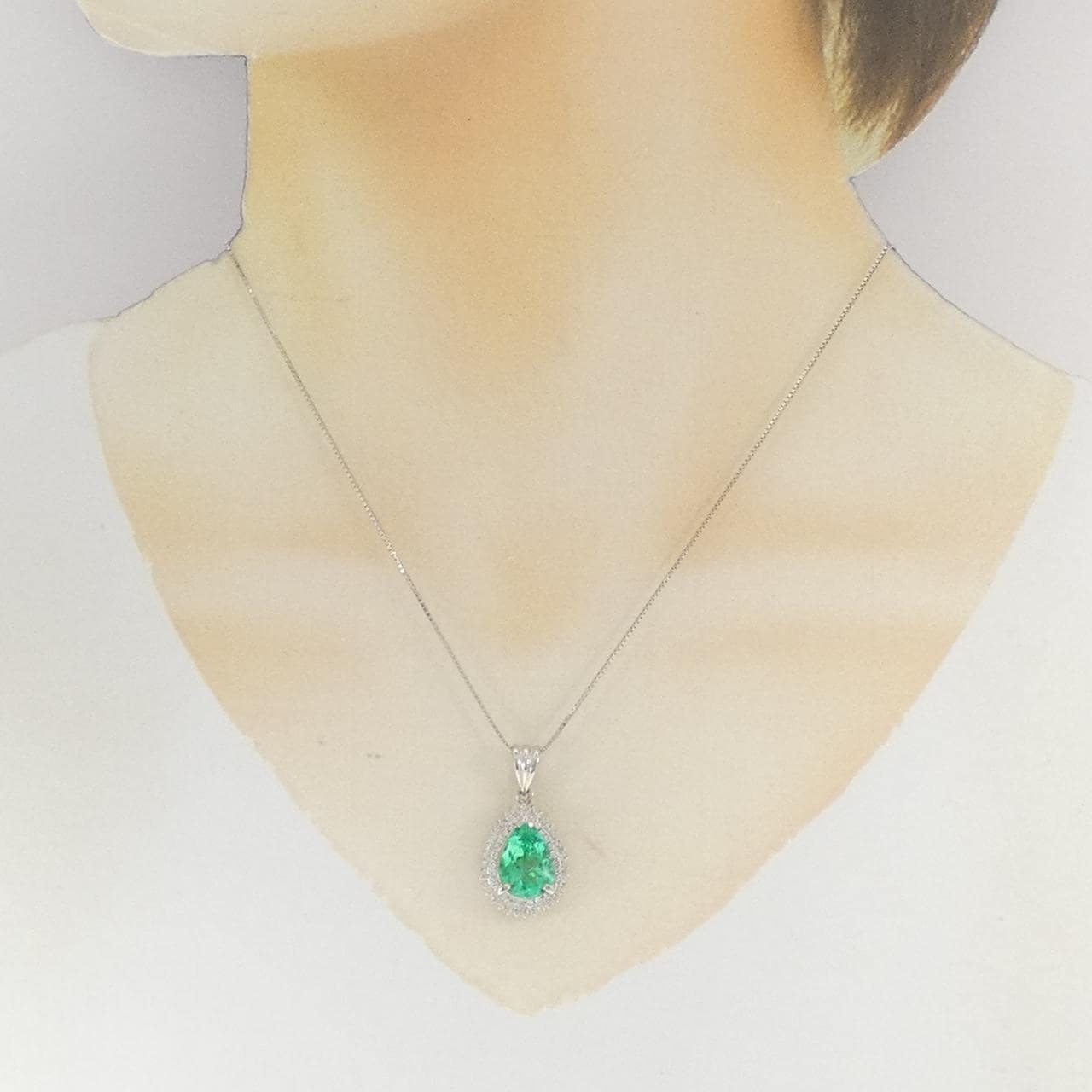 PT900/PT850 エメラルド ネックレス 3.35CT