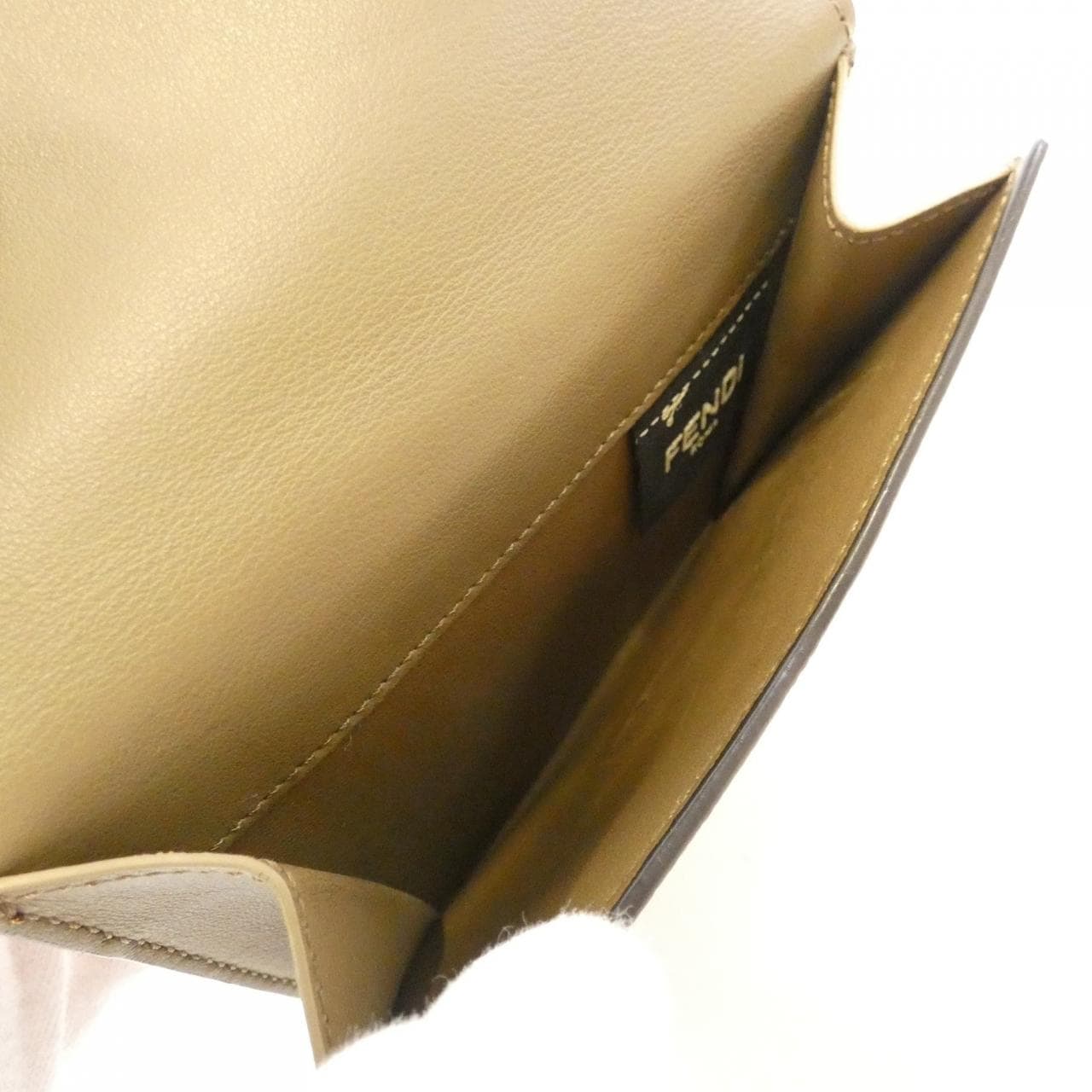 フェンディ ピーカブー 8M0438 A91B 財布