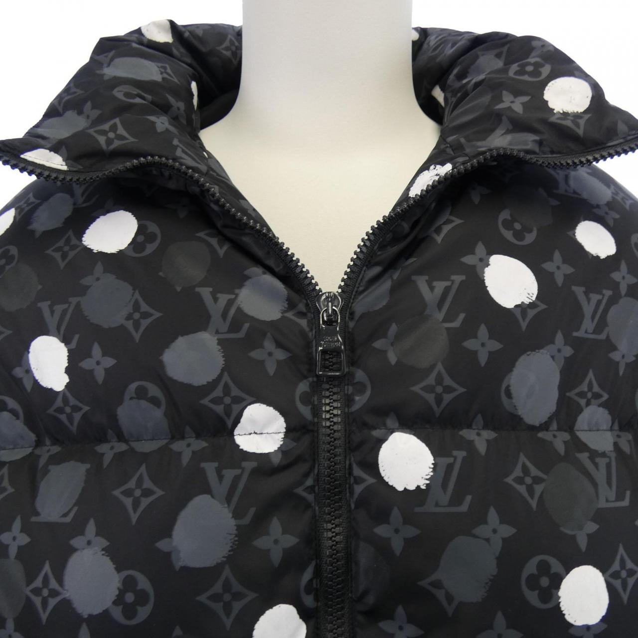 ルイヴィトン LOUIS VUITTON LV×YKモノグラムペインティッドドット HOB31EV33 草間彌生 ダウンジャケット