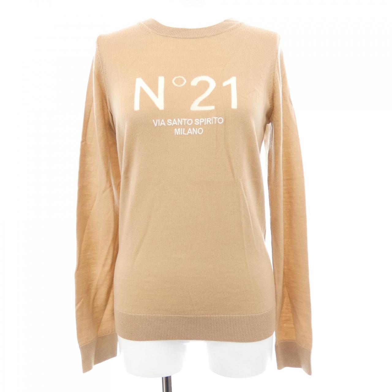 ヌメロヴェントゥーノ N°21 ニット