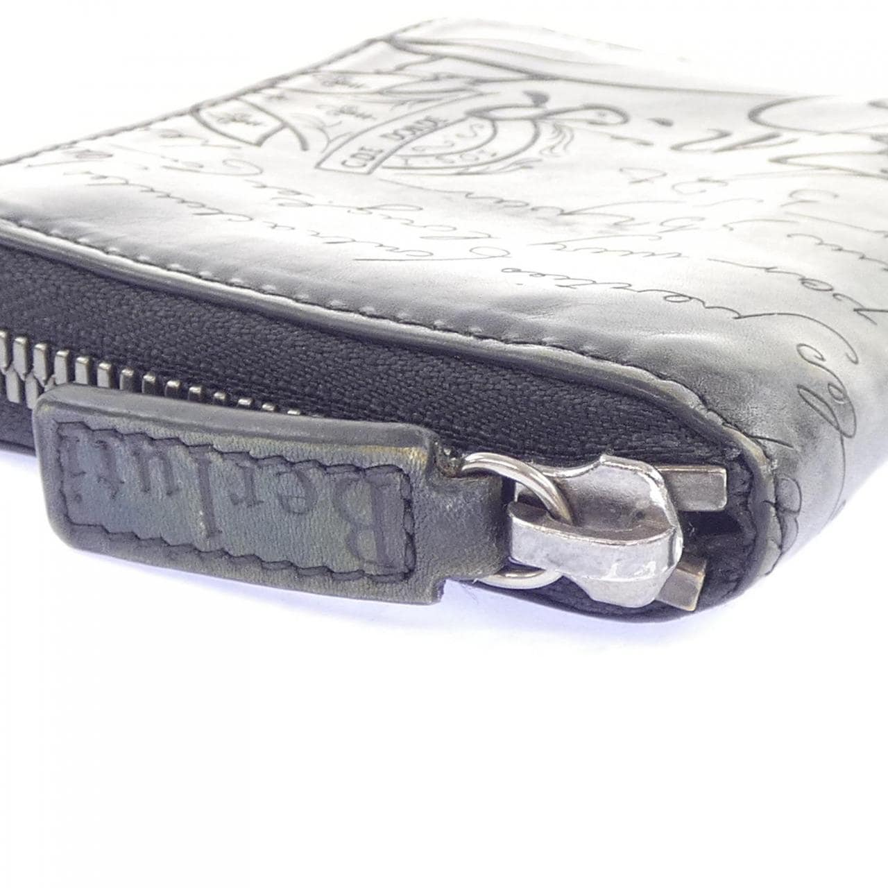 ベルルッティ Berluti ワパスクリットレザージップ付き COIN CASE