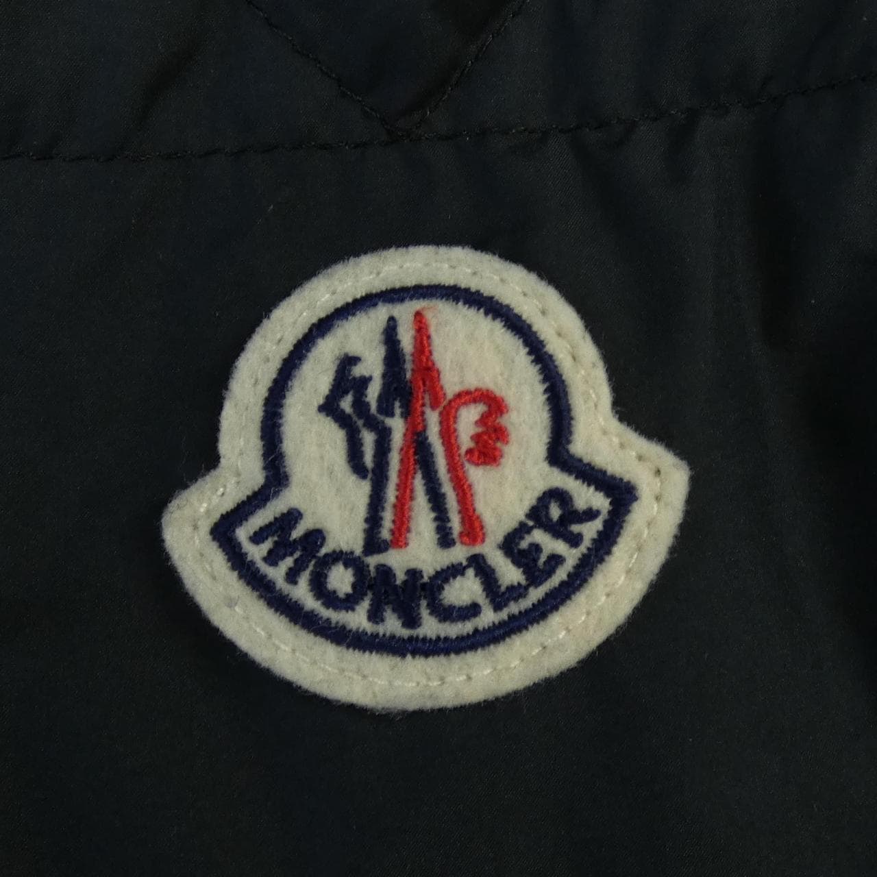 モンクレール MONCLER ダウンジャケット