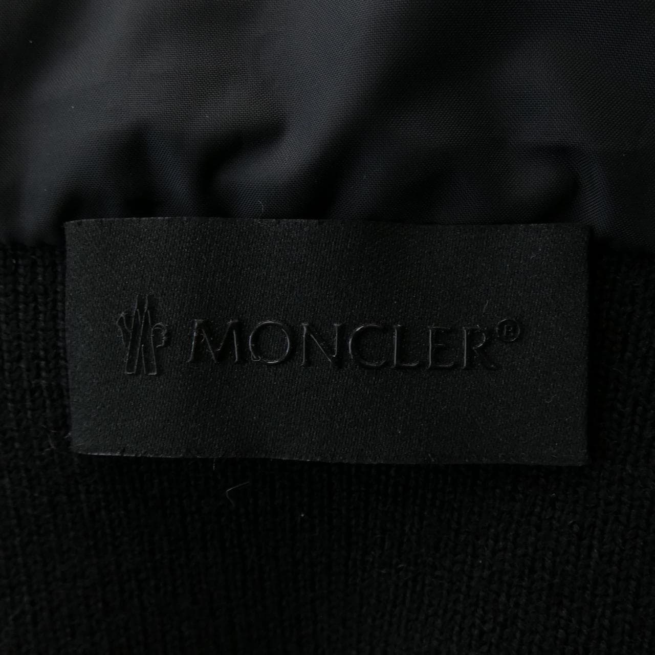 モンクレール MONCLER ダウンジャケット