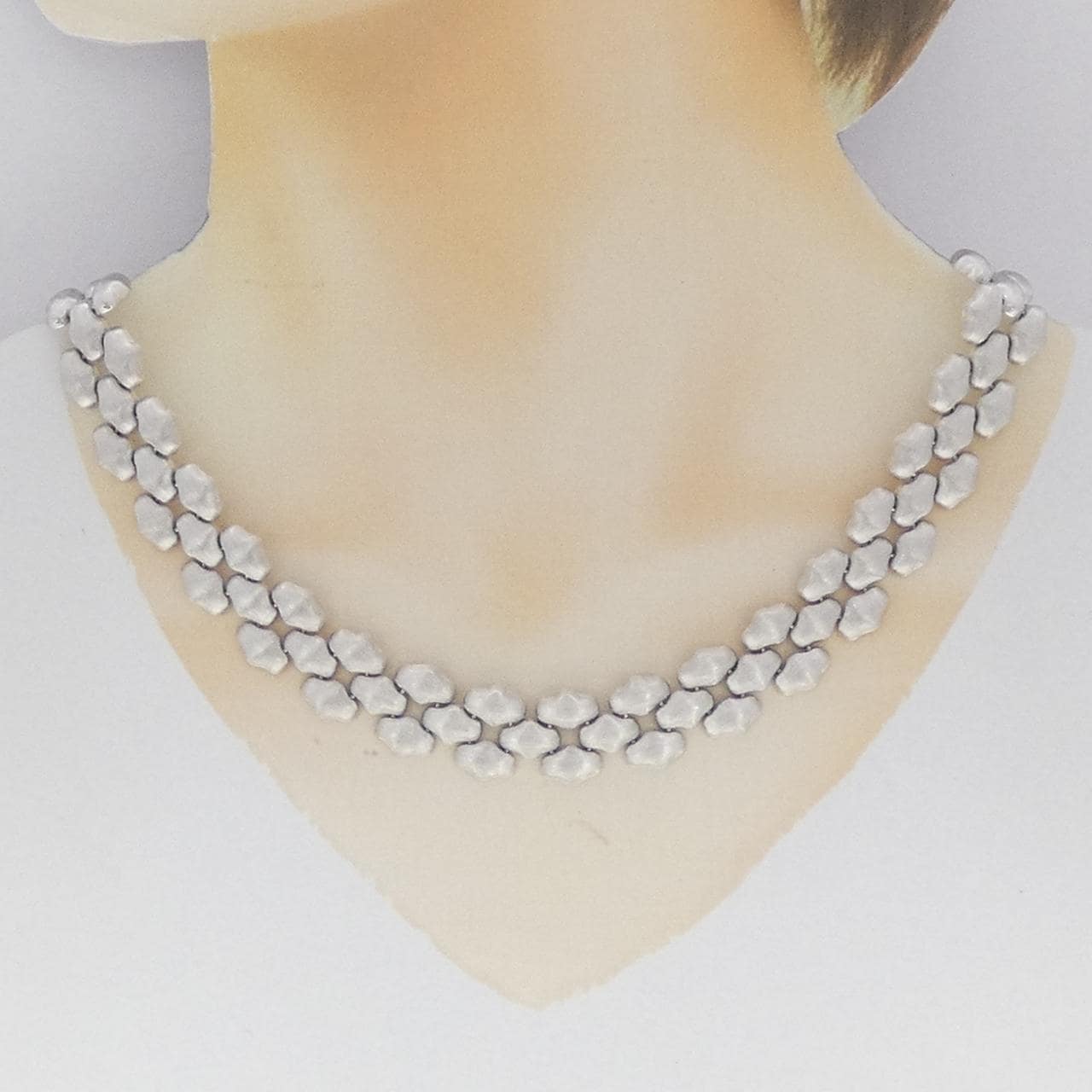 Nanis 750WG Necklace