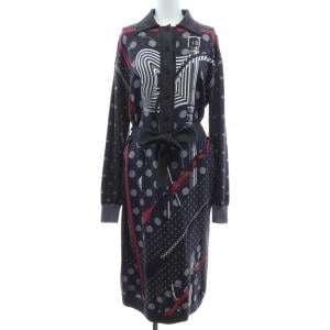 エルメス HERMES クリッククラック ア ポア CLIC CLAC A POIS ツイルレーヌ. ワンピース