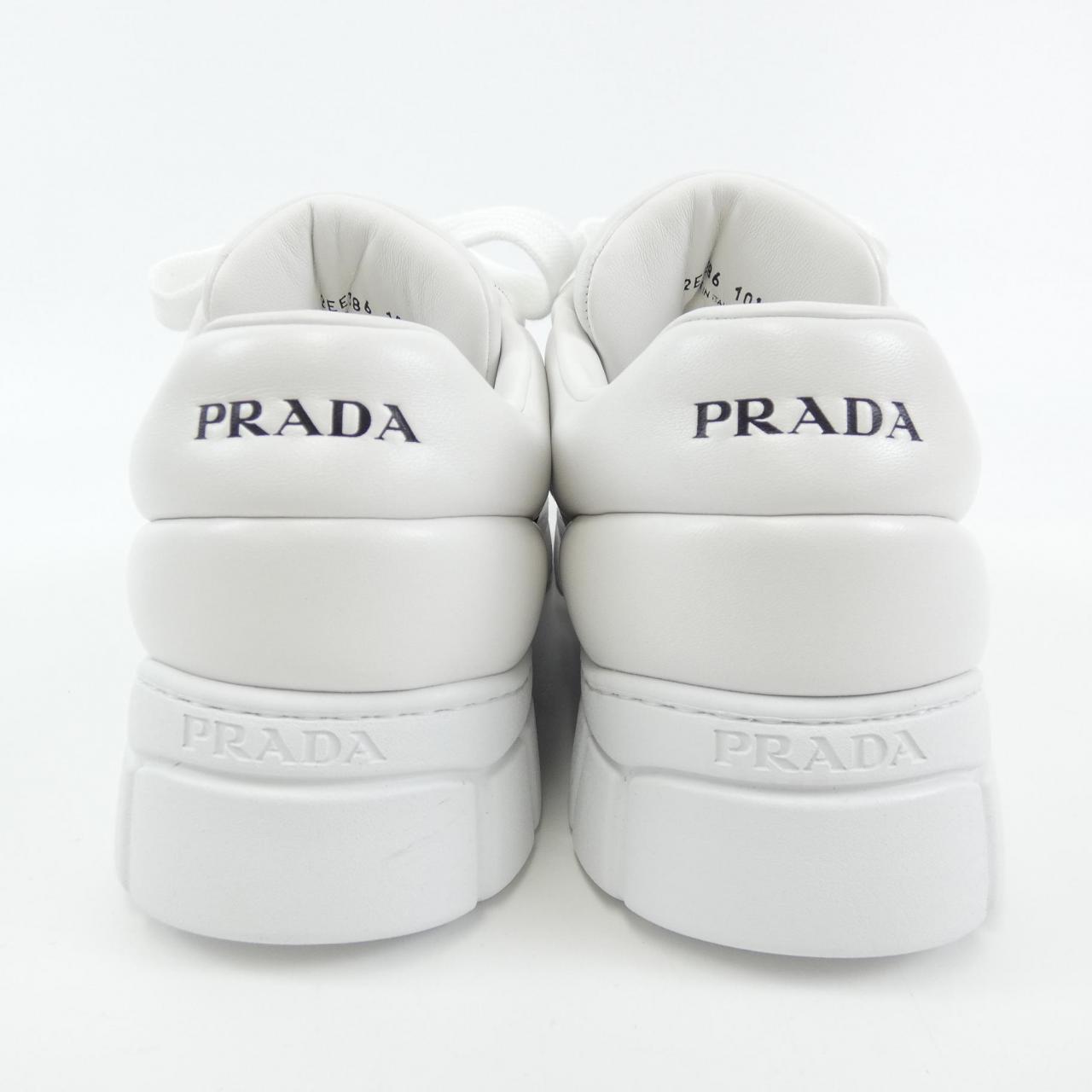 プラダ PRADA スニーカー