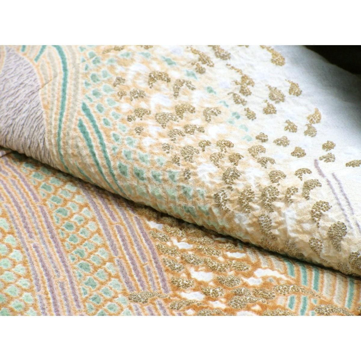 留袖　刺繍入り絞り加工　刺繍入り絞り加工　横木瓜