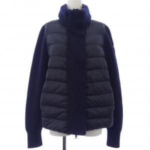 モンクレール MONCLER ダウンジャケット