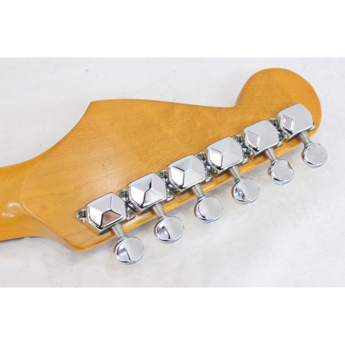 FENDER ST-35
