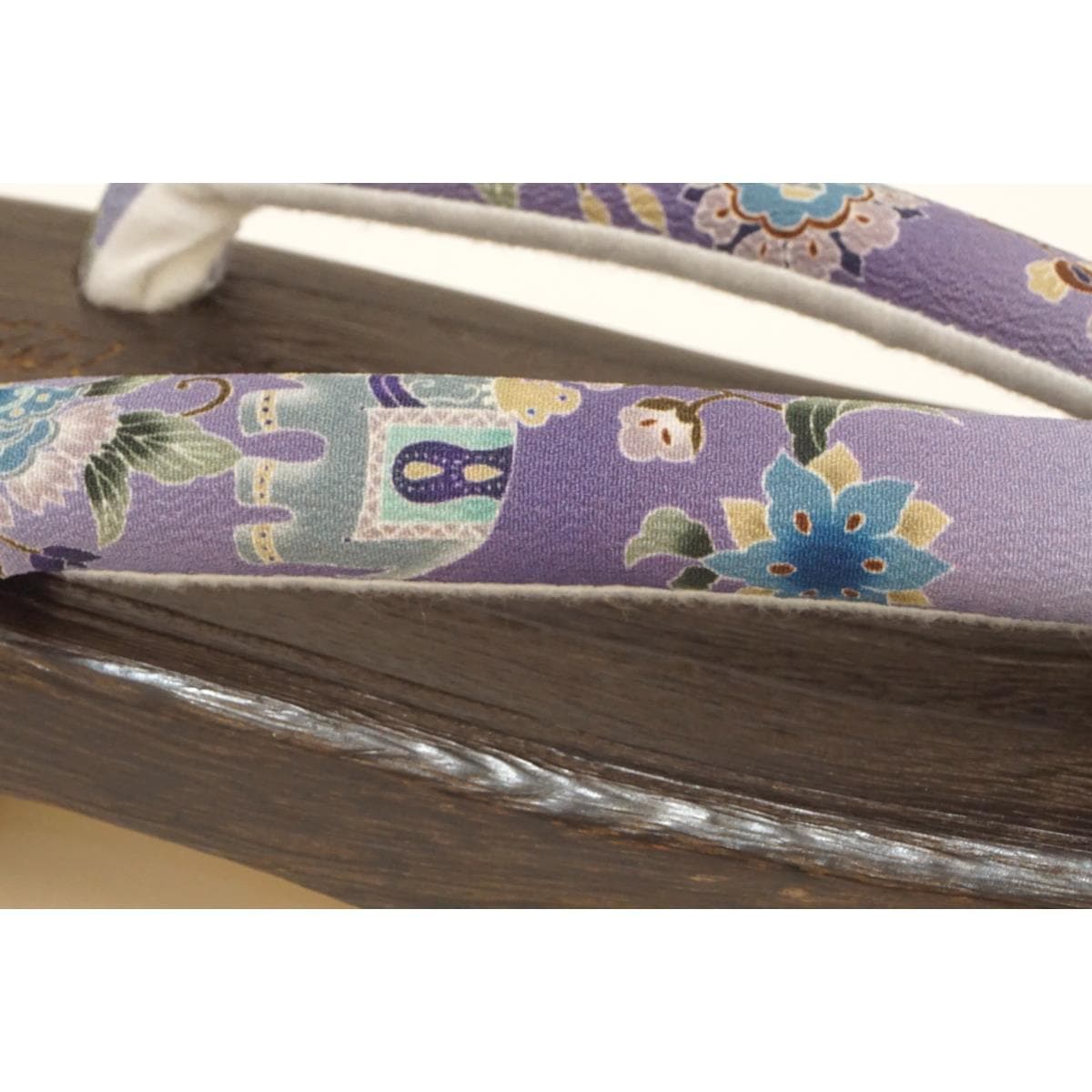 【新品】女下駄　【岡重】Ｆサイズ