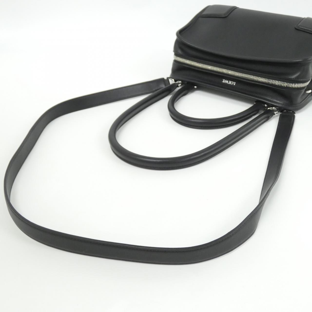 【新品】ロエベ  アマソナ 180 スモール A039AS0X01 バッグ