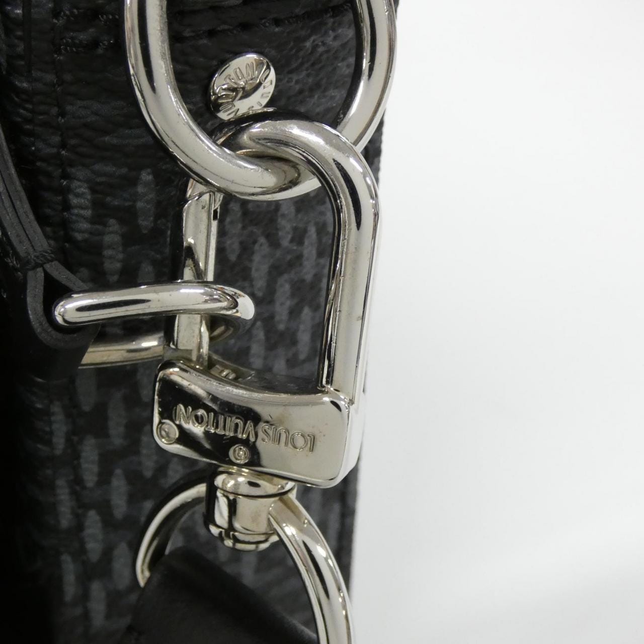 ルイヴィトン ダミエ グラフィット 3D トリオ メッセンジャー N50017 ショルダーバッグ