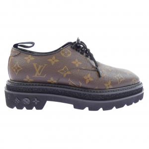 ルイヴィトン LOUIS VUITTON LVブラックアイスライン シューズ