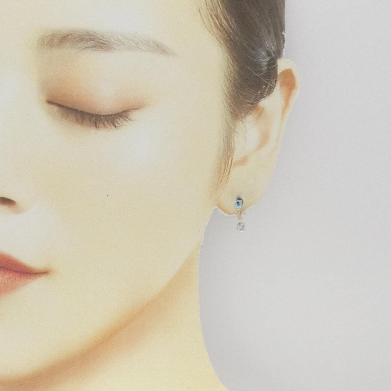 K18YG ブルートパーズ ピアス