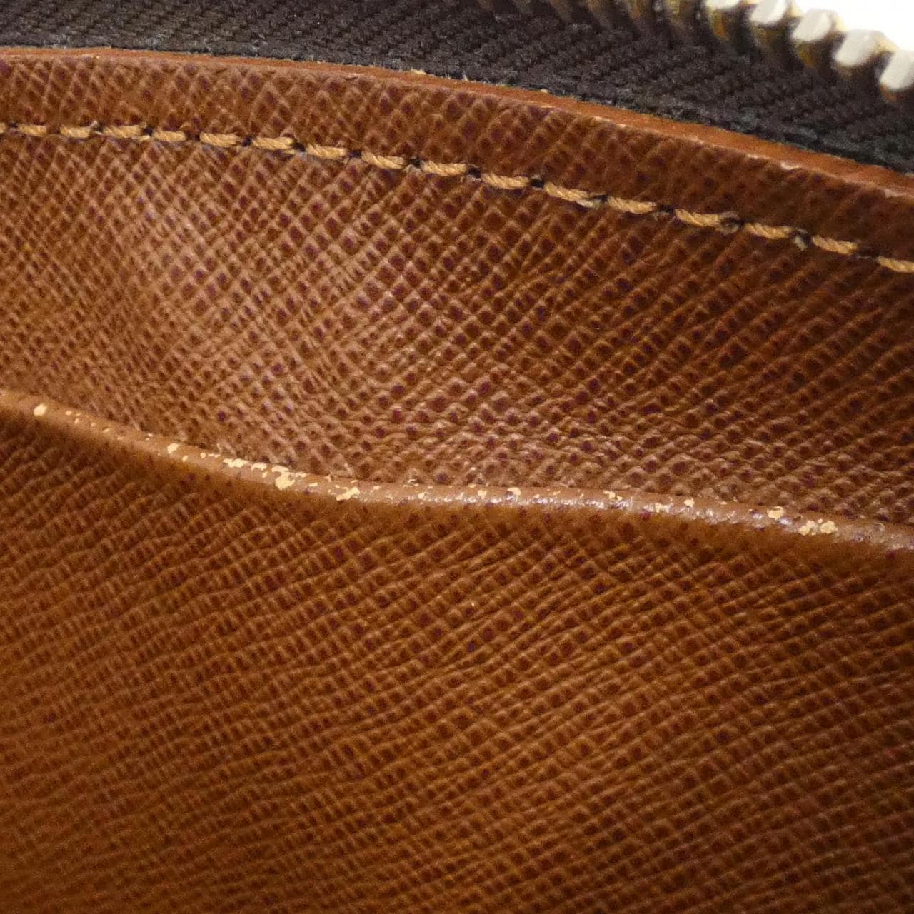 ルイヴィトン モノグラム ナイル M45244 ショルダーバッグ