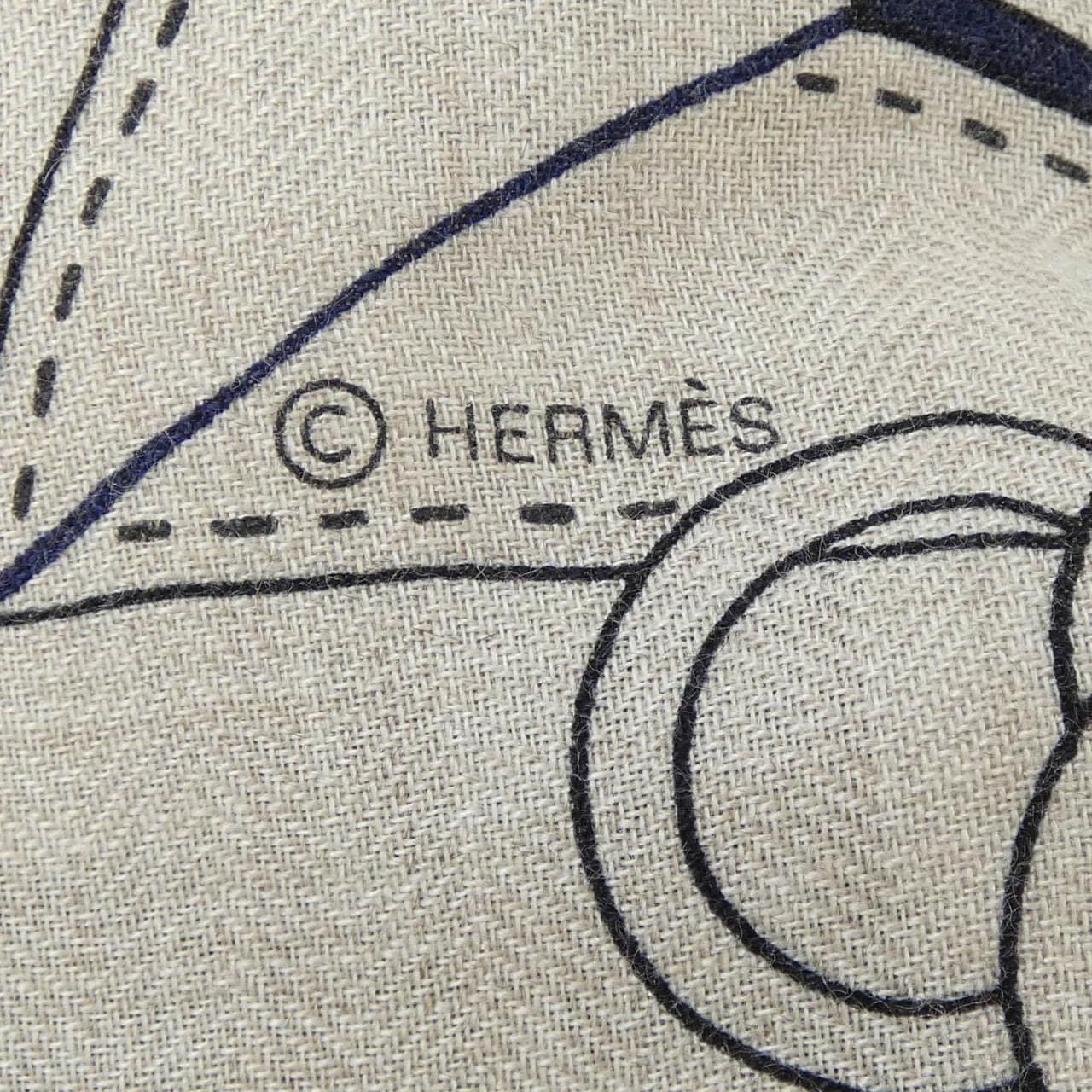 エルメス HERMES LA PROMENADE DU MATIN BANDANA H243986S カレジェアン140 ショール