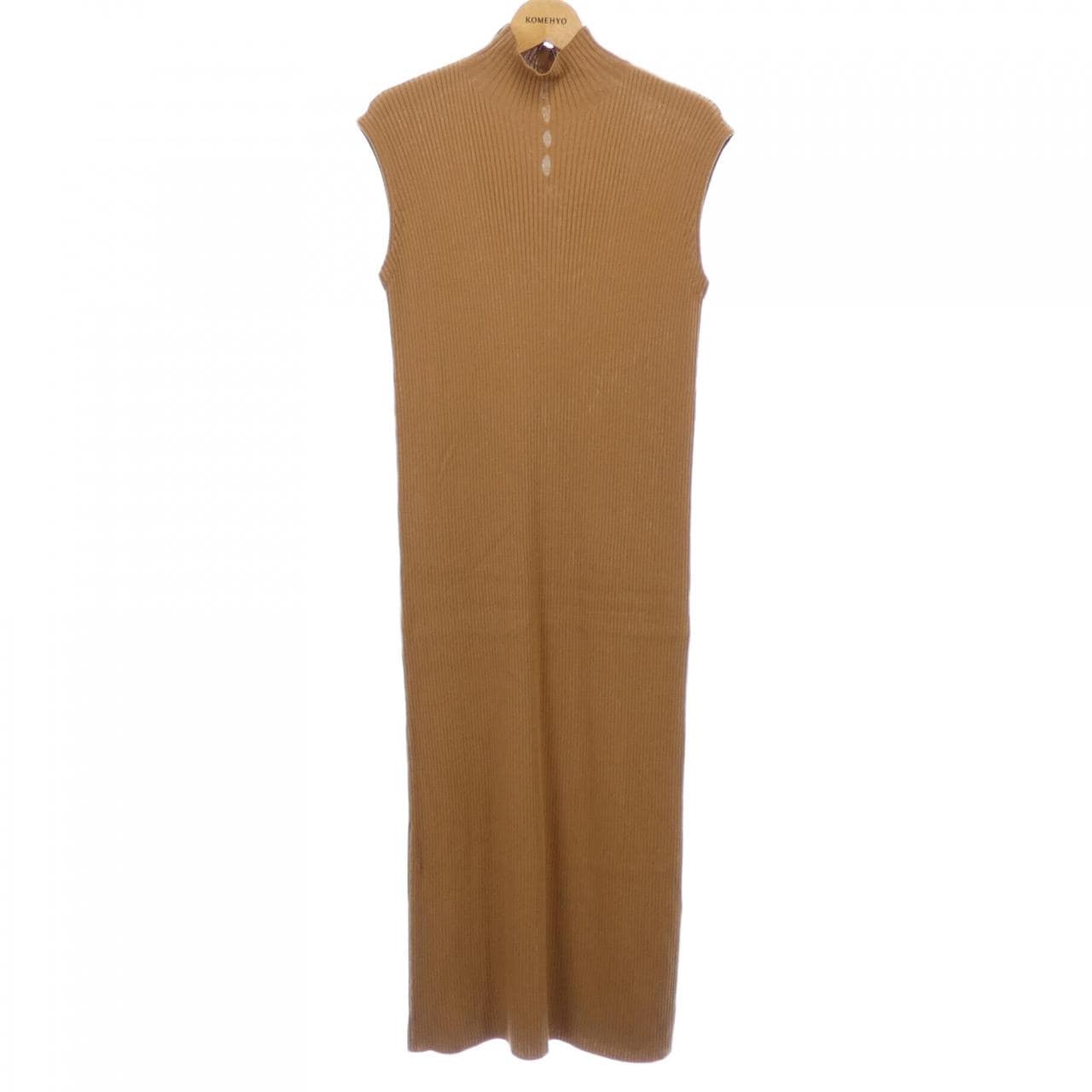 ベイジュ BEIGE. ワンピース