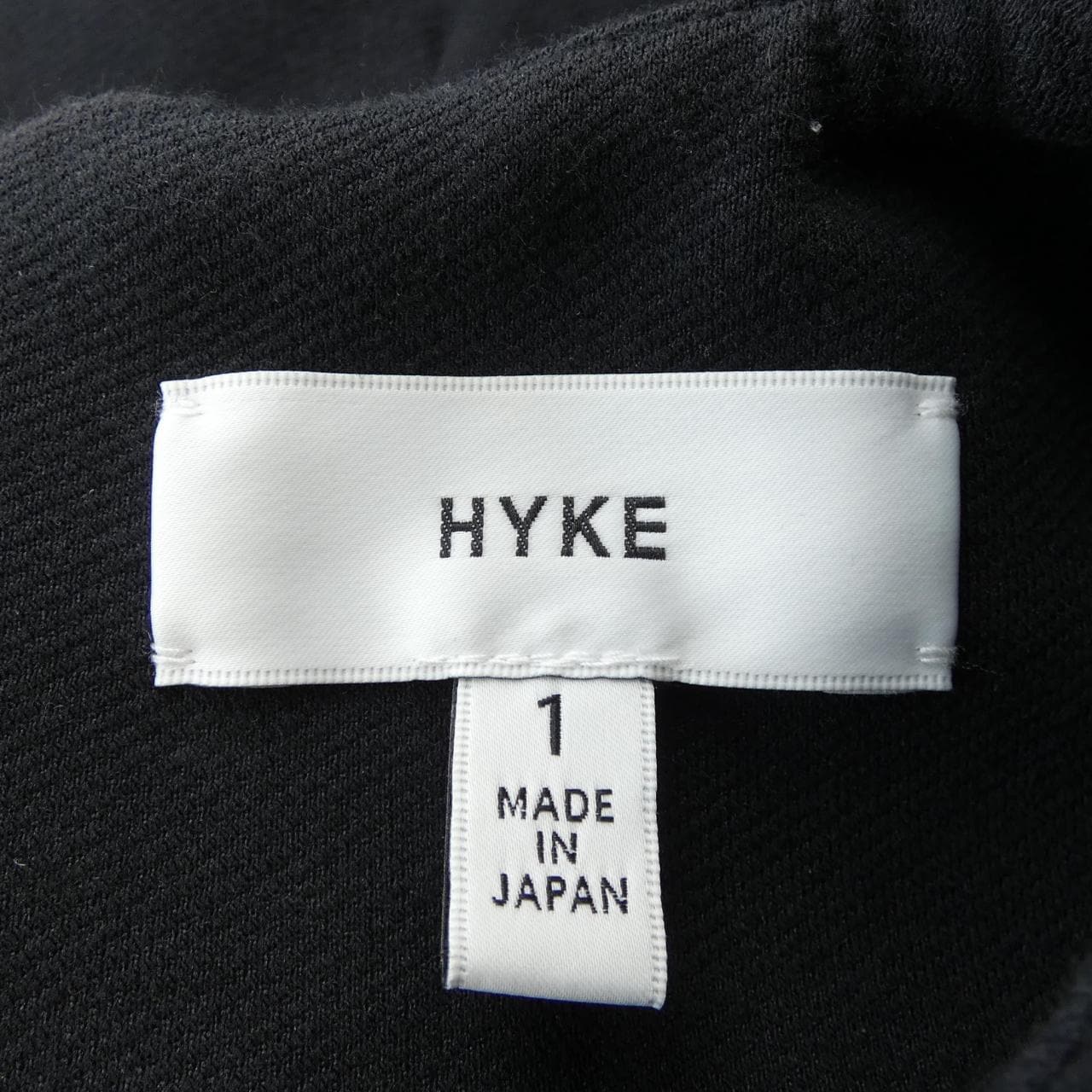 ハイク HYKE トップス