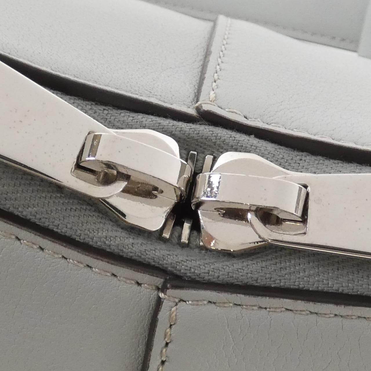 トッズ XBWDBN0100 ショルダーバッグ