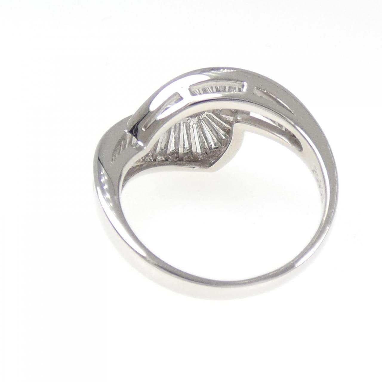 PT900 ダイヤモンド リング 1.55CT