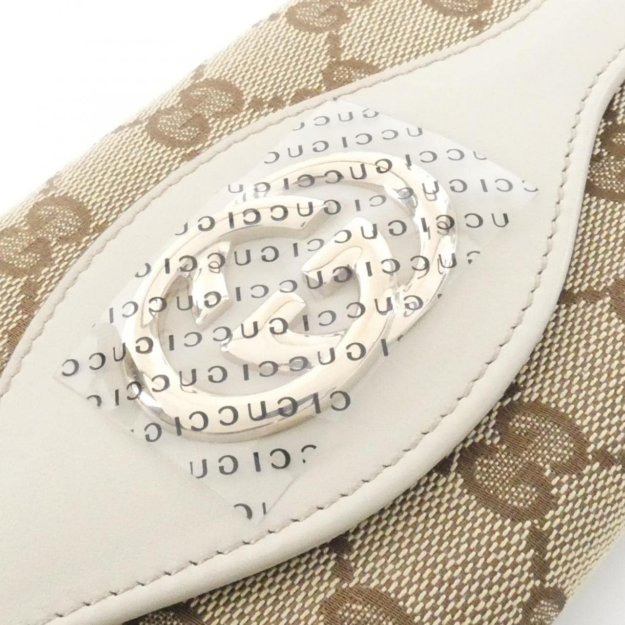 グッチ 282426 FAFXG 財布