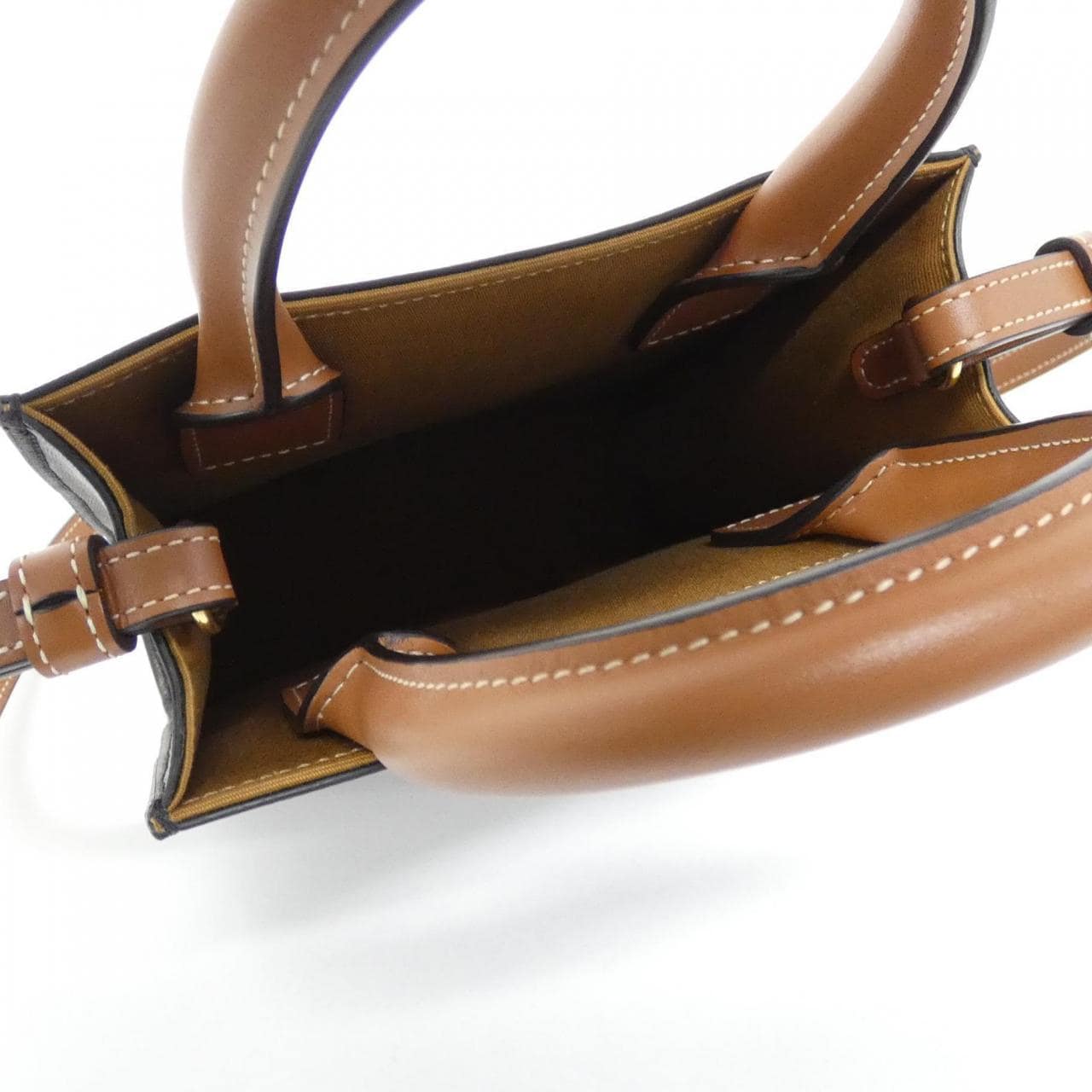 セリーヌ ミニ バーティカル カバ 194372BZK バッグ