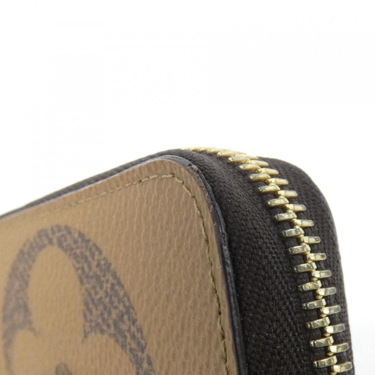 ルイヴィトン モノグラム ジャイアント ジッピー ウォレット M69353 財布