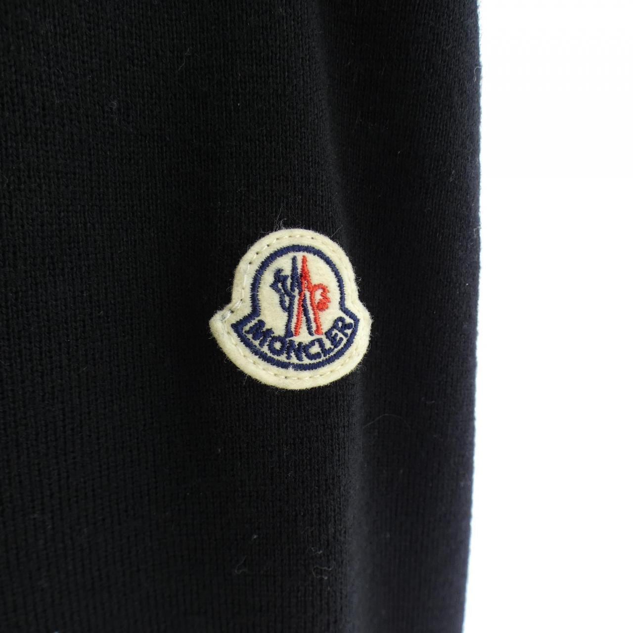 モンクレール MONCLER 20939B51000 ダウンジャケット