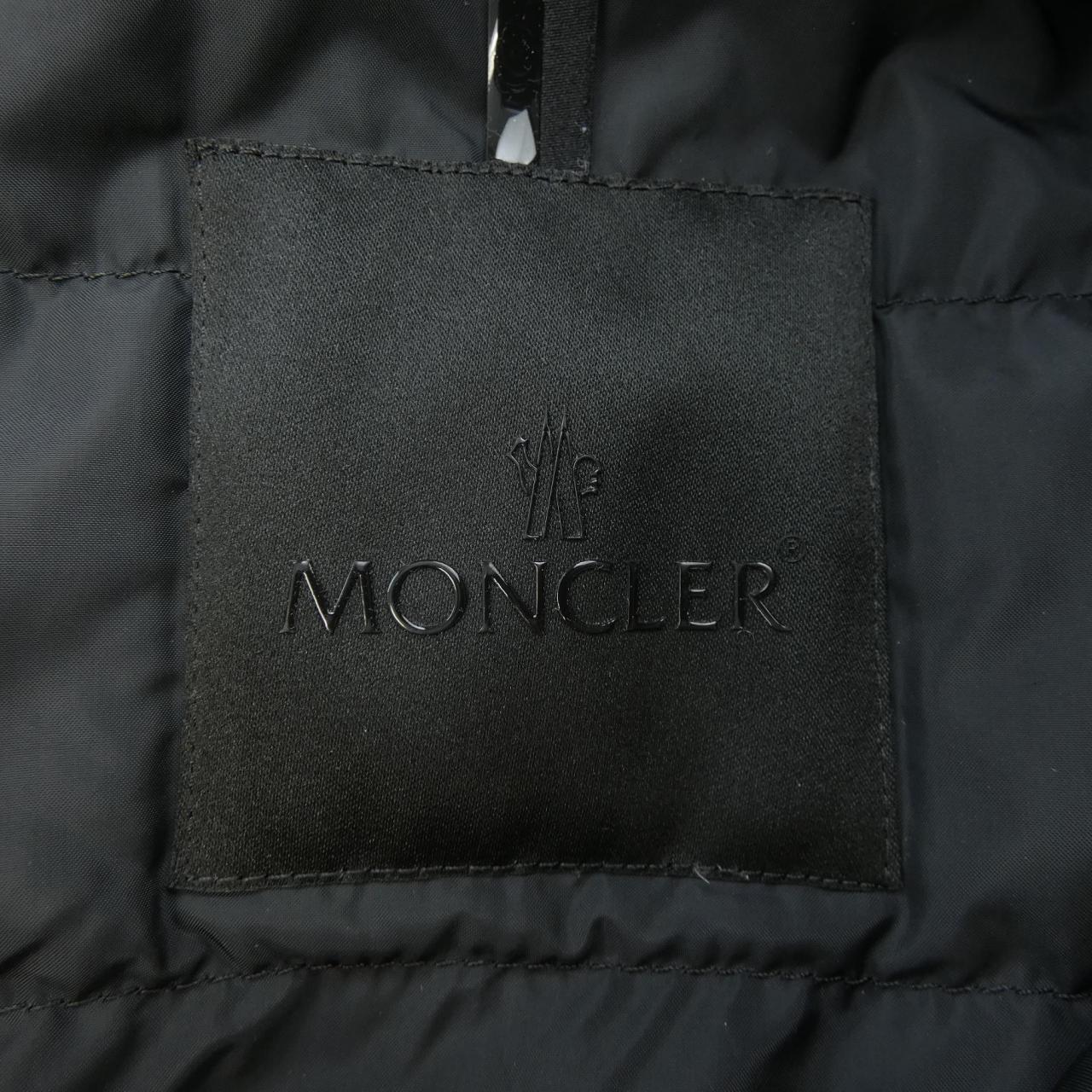 モンクレール MONCLER CHALVES ダウンジャケット