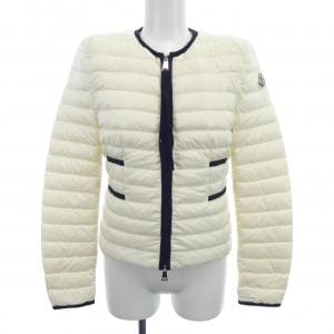 モンクレール MONCLER ダウンジャケット