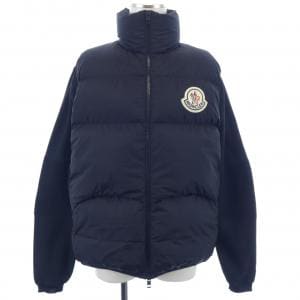 モンクレール MONCLER ダウンジャケット
