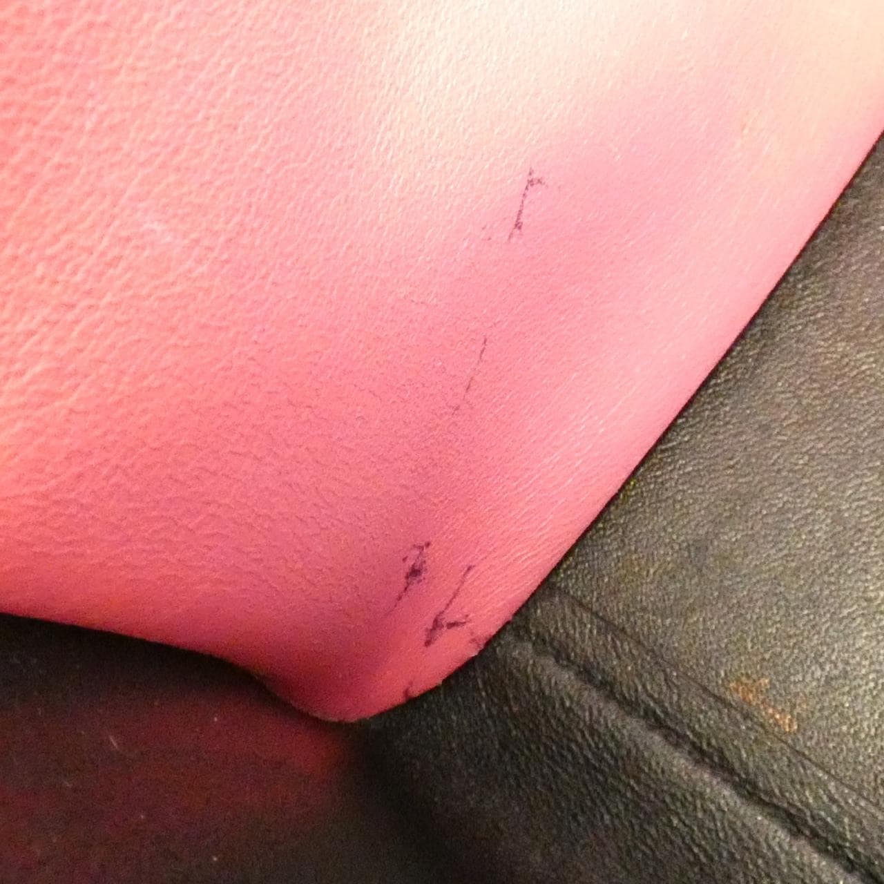 セリーヌ スモール トラペーズ 174683XDE バッグ