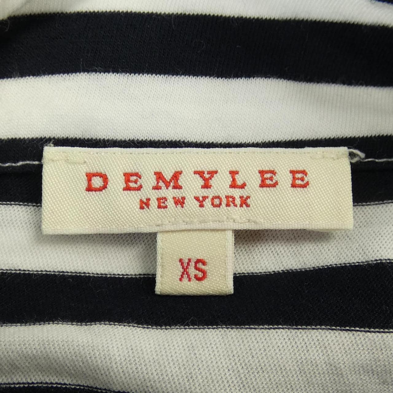DEMYLEE Tシャツ