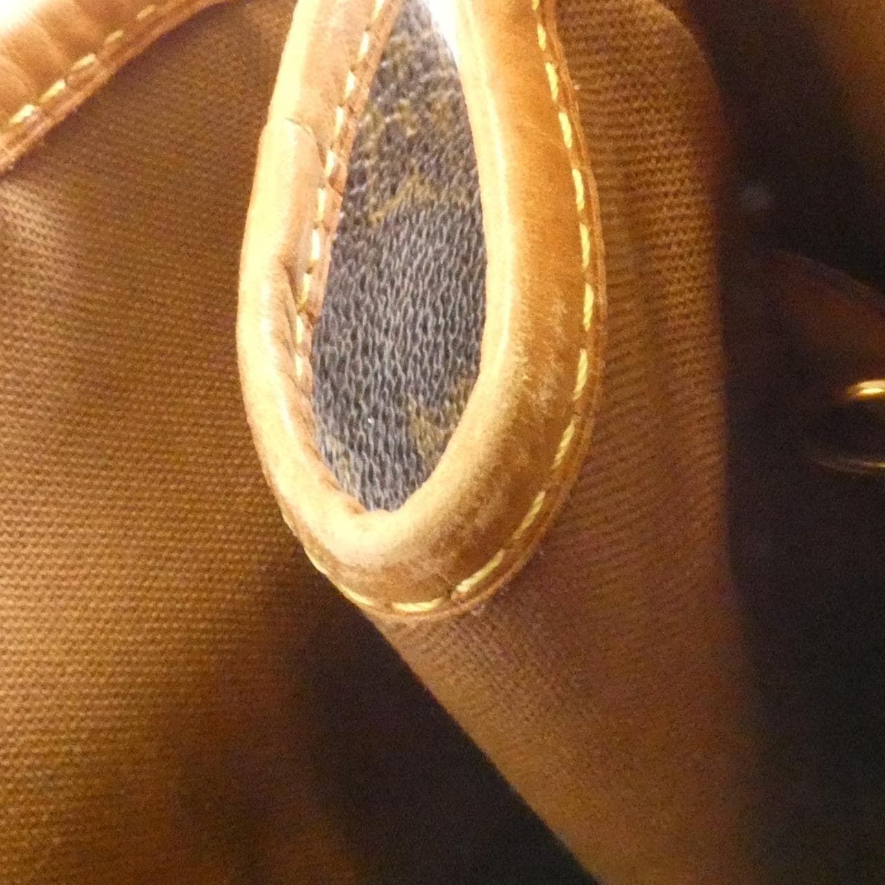 ルイヴィトン モノグラム バティニョール ヴェルティカル M51153 ショルダーバッグ