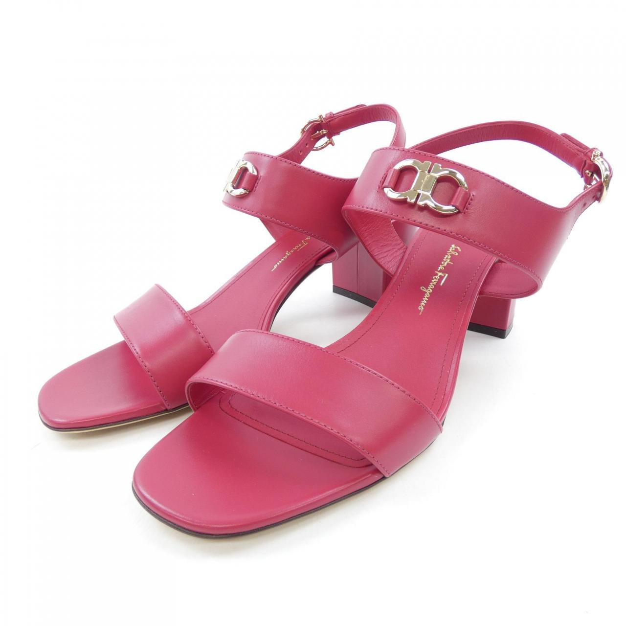 サルヴァトーレフェラガモ SALVATORE FERRAGAMO サンダル