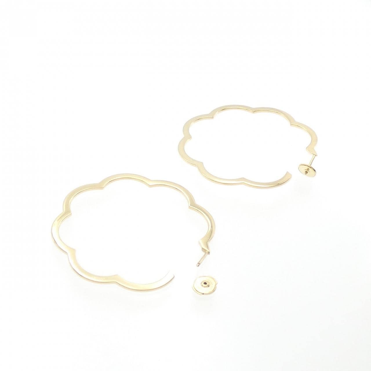 CHANEL山茶花系列大耳环