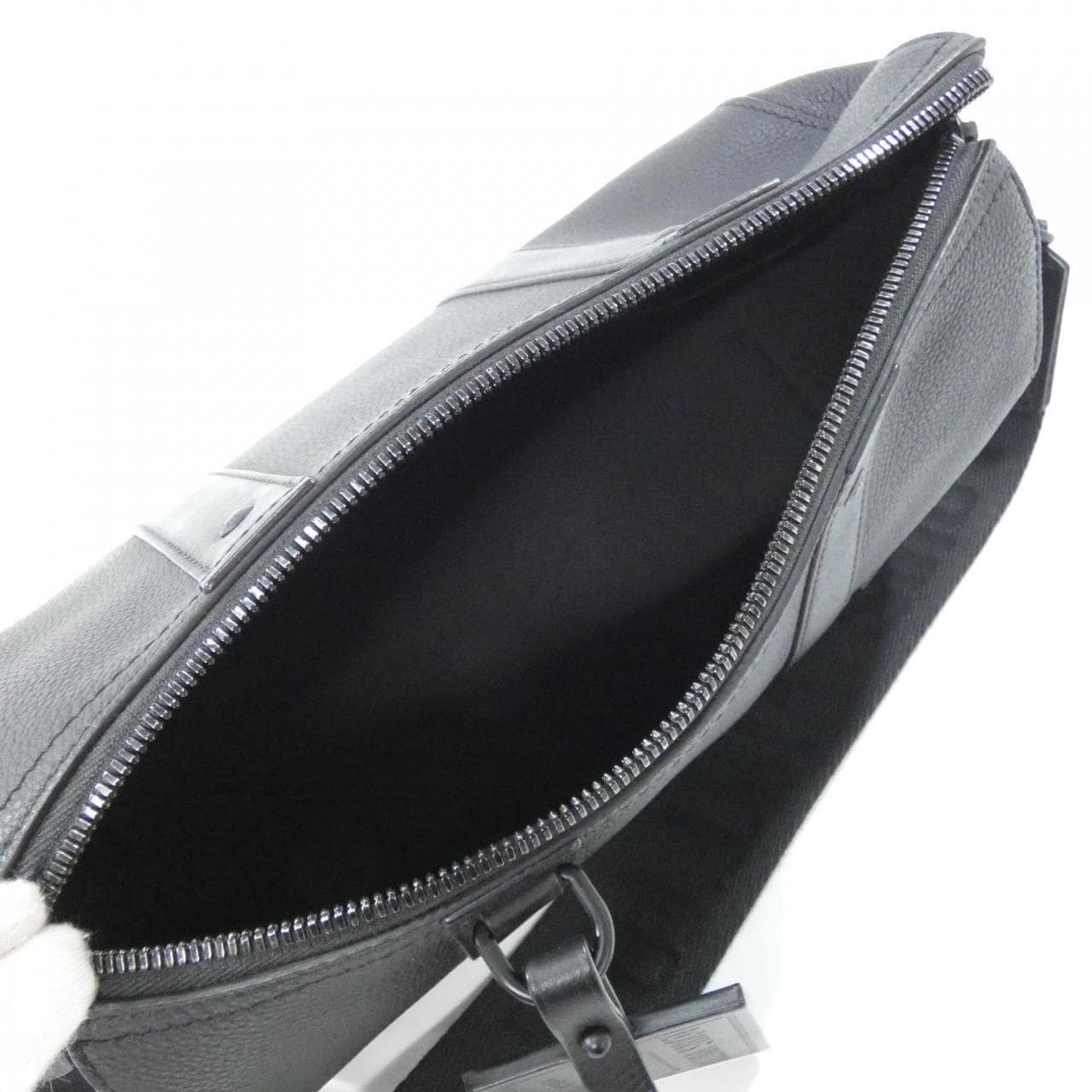 ルイヴィトン LVアエログラム シティ キーポル M59255 ショルダーバッグ