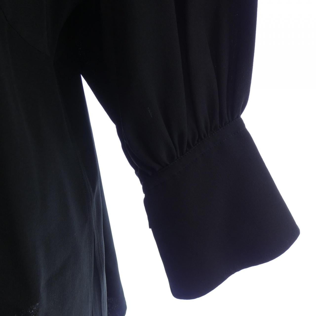 エルメス HERMES *07-7600. トップス