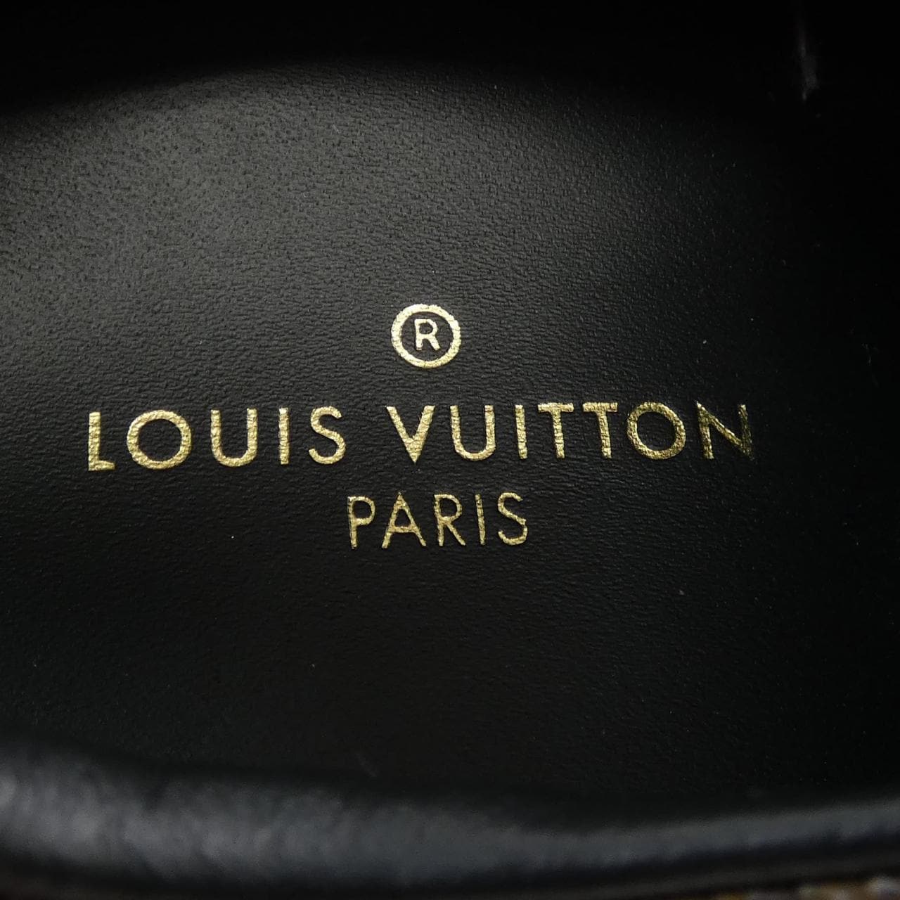 ルイヴィトン LOUIS VUITTON ランアウェイライン スニーカー