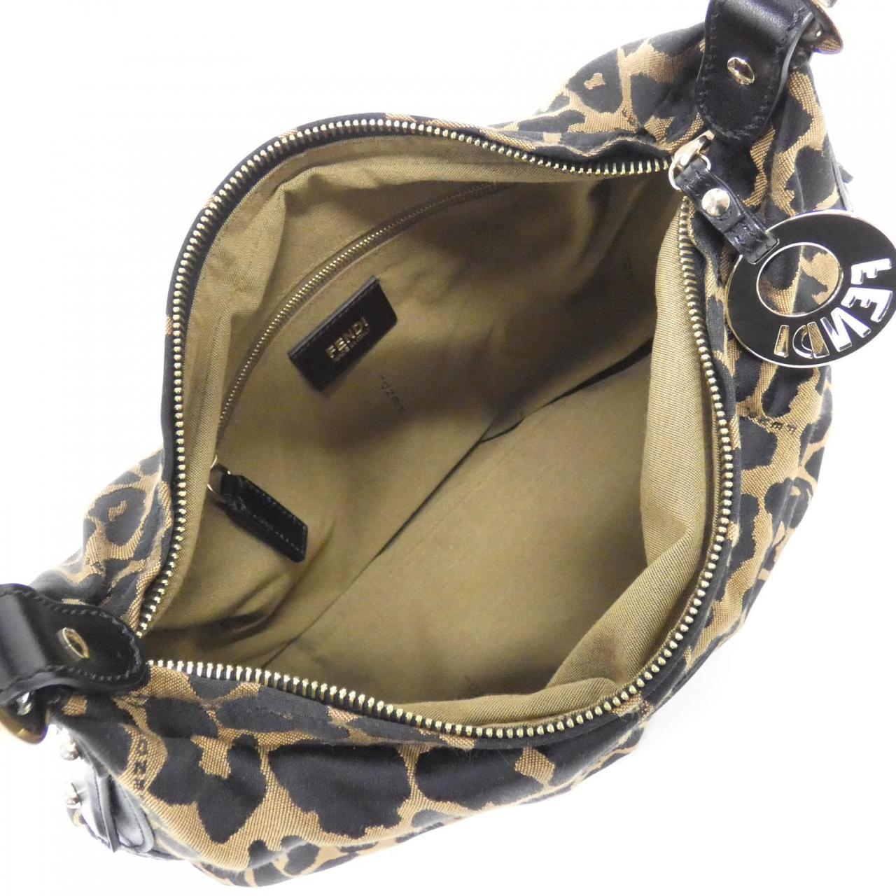 フェンディ 8BR448 GT6 ショルダーバッグ