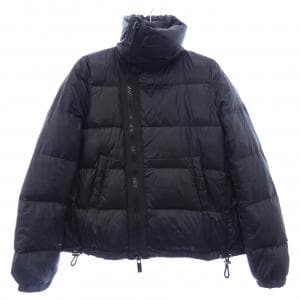 サカイ SACAI ダウンジャケット