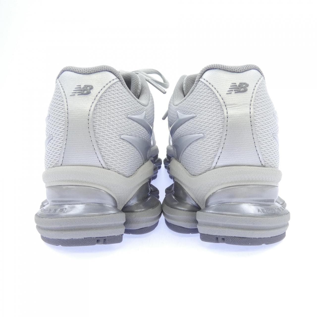 ニューバランス NEW BALANCE U20005UW スニーカー