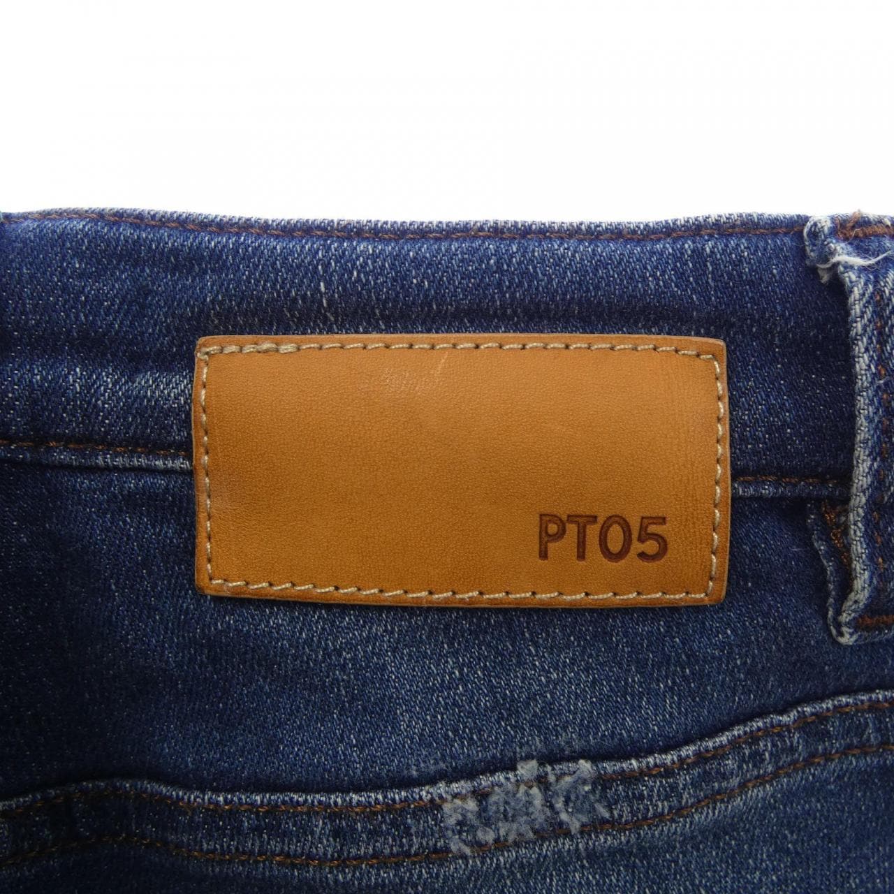 ピーティーゼロチンクエ PT05 ジーンズ