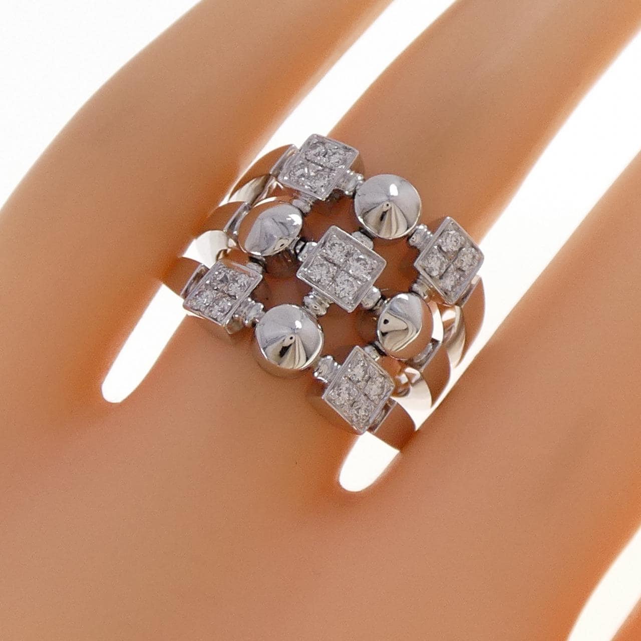 ブルガリ ルチア リング