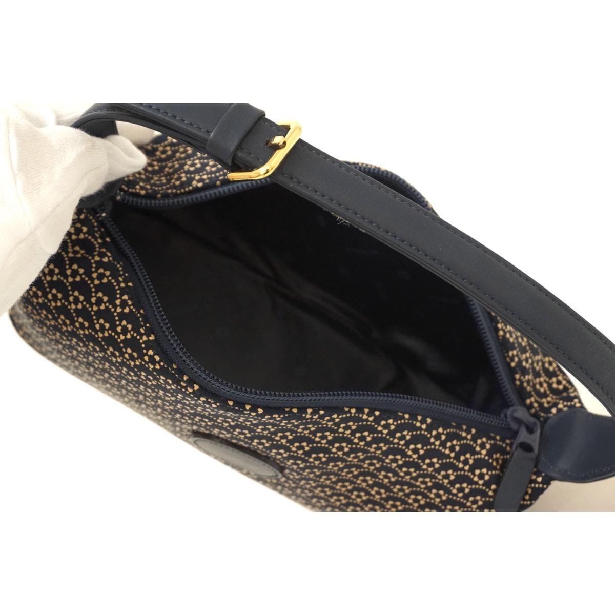 ハンドバッグ　印傳屋